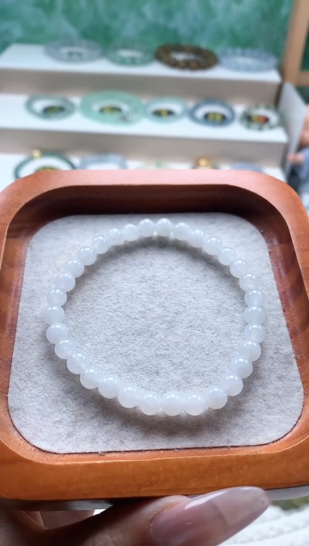 未镶嵌手链翡翠4.9