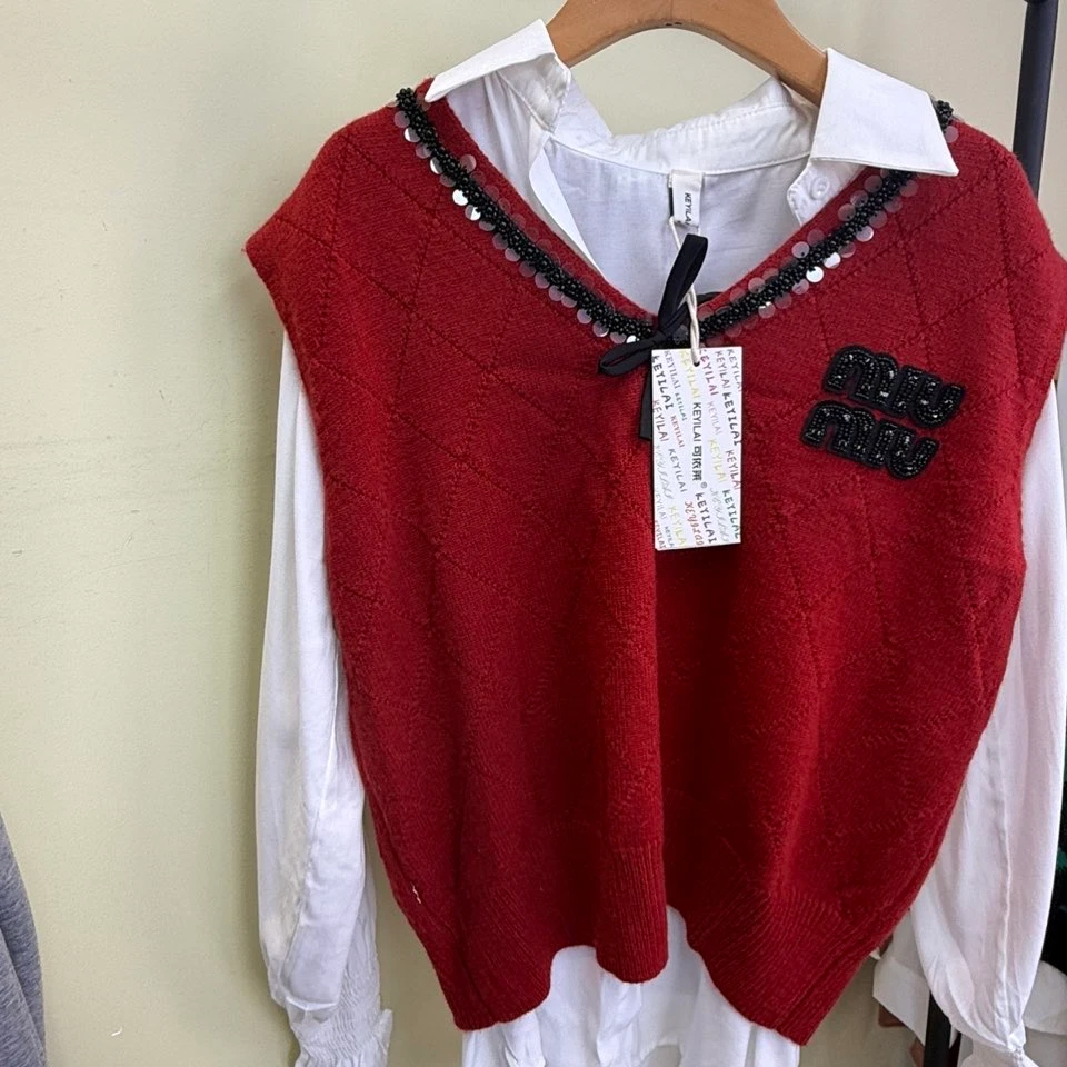 KYL可依莱-红色马甲小香风针织背心衬衫两件套DC9Z0121