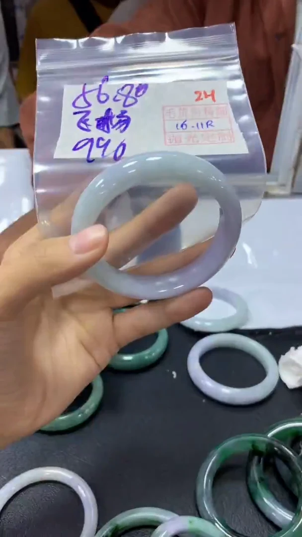 未镶嵌定制翡翠飞*24毛货需精细抛光定制+多样性发1+990