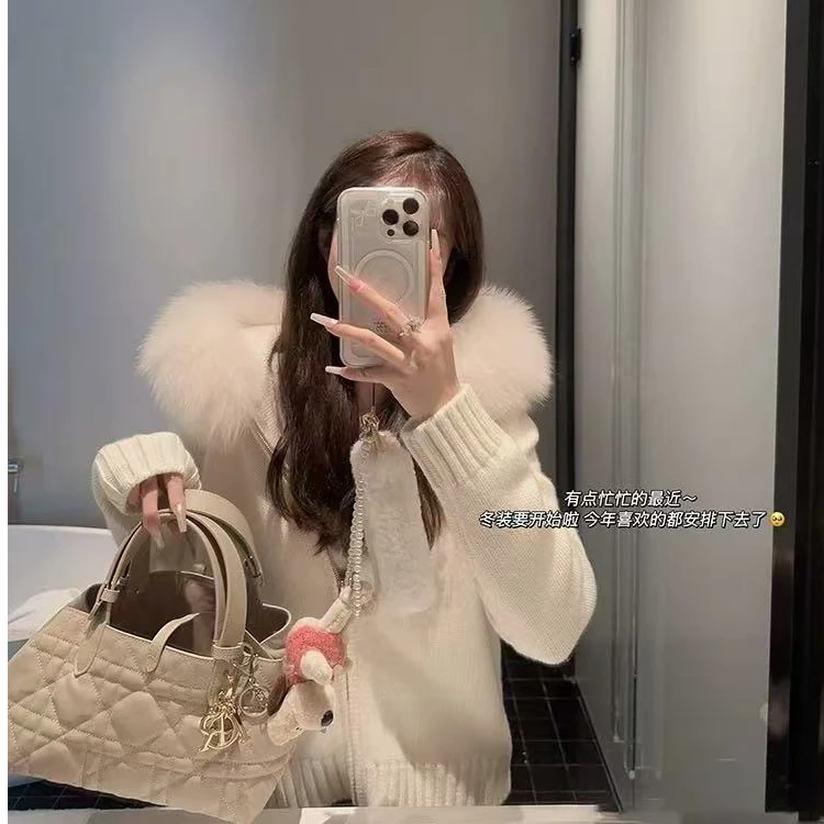 【裘羽衣橱】甜奶油-小个子超大狐狸毛领连帽短款纯色针织拉链外套
