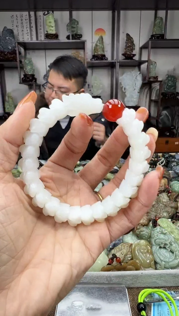 未镶嵌和田玉把件1