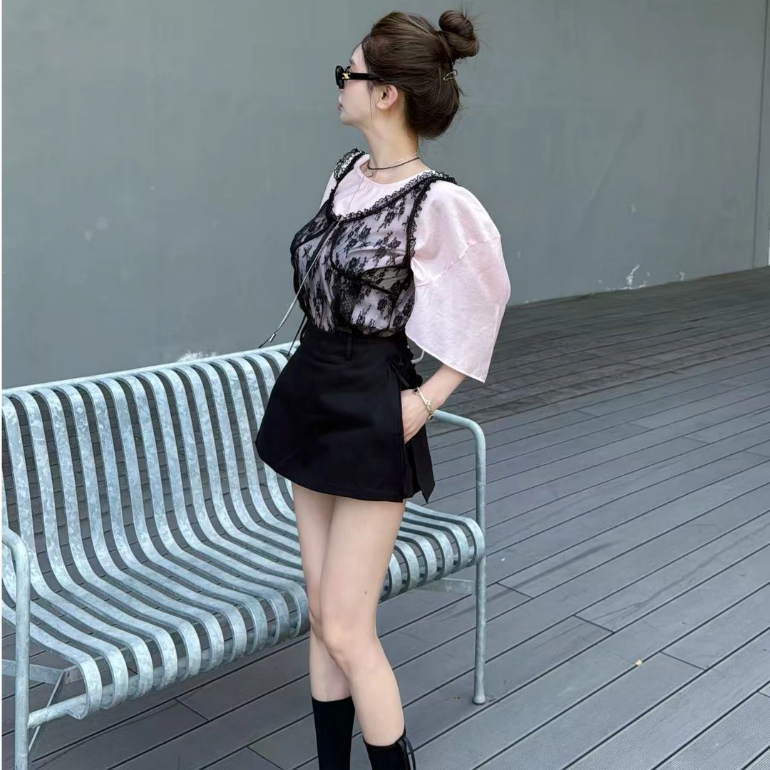 【YKL】桃乐夏日蜜桃粉泡袖上衣/黑色蕾丝花边背心黑色开叉系带裙裤