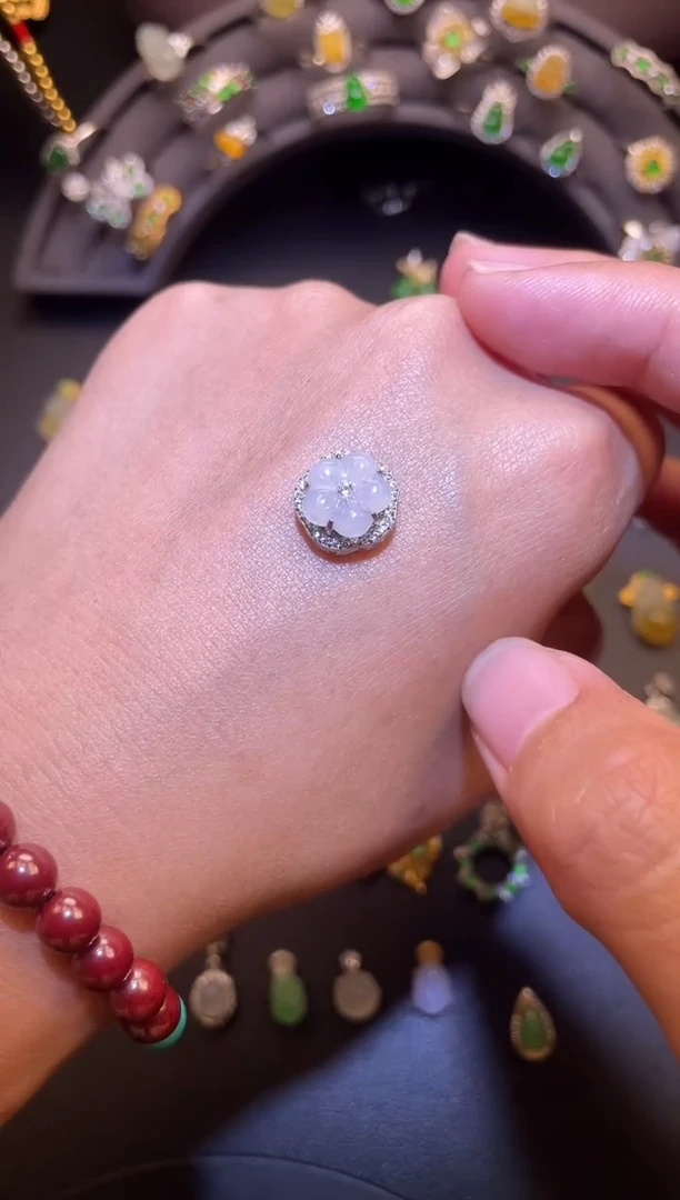 吊坠(不含链)银S925镶嵌翡翠1