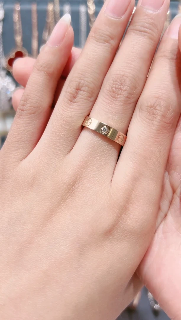 18K金镶嵌戒指/指环钻石单钻钻石戒指（多样性发其一）