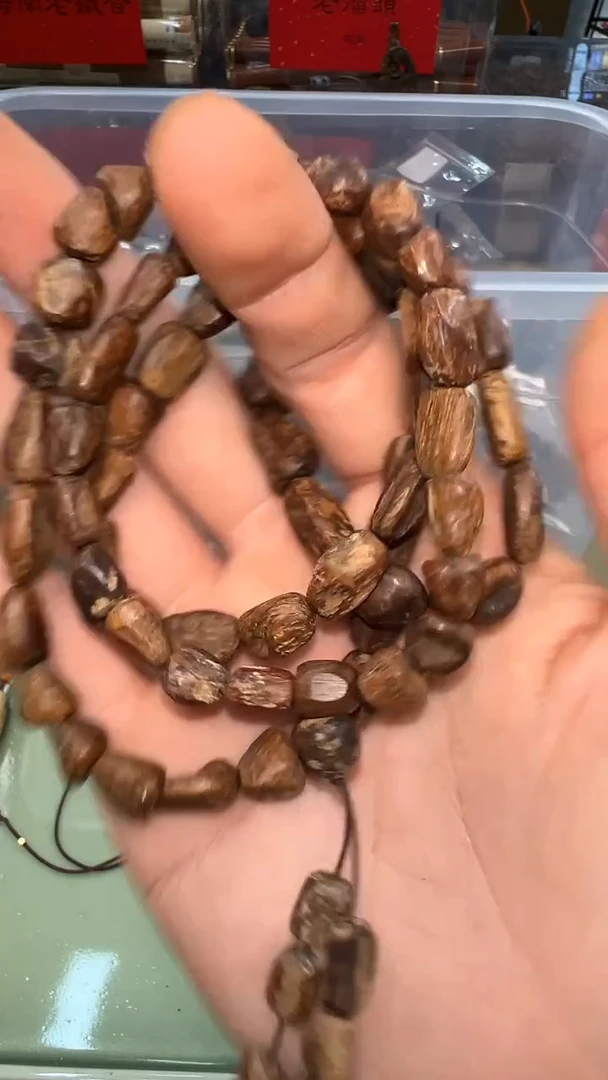 周***板越南芽庄都蓬红土瘤疤随形念珠