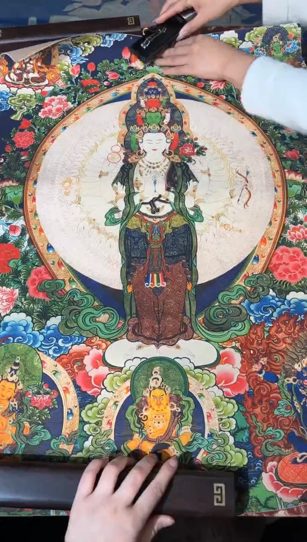 卷轴画龙妹的唐卡tk16