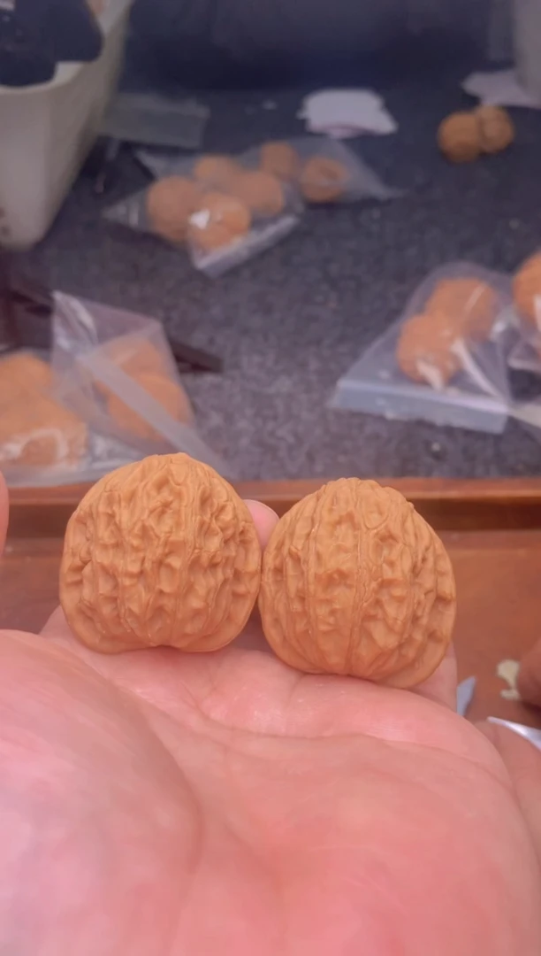 【闪购商品】文玩核桃把件B148号37尺玄武