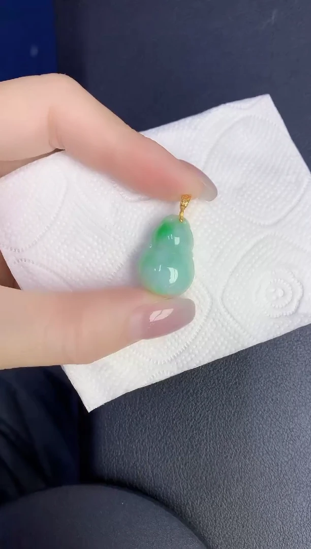 颈饰未镶嵌翡翠缅甸天然翡翠A货