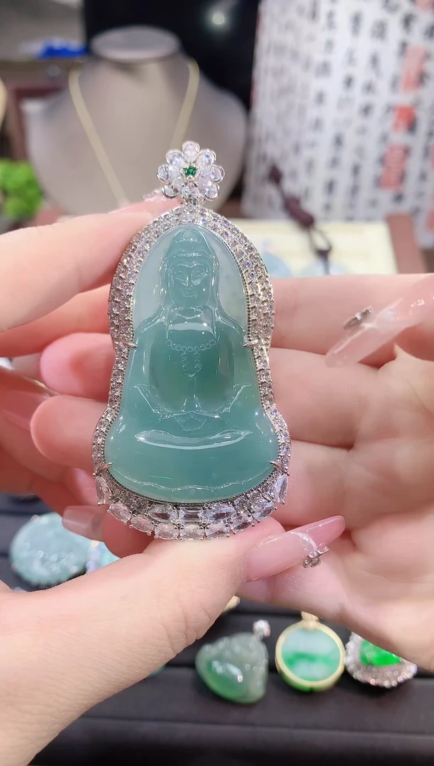 翡翠未镶嵌吊坠(不含链)25吊坠