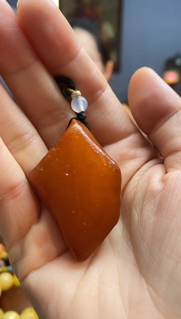 琥珀颈饰未镶嵌吊坠