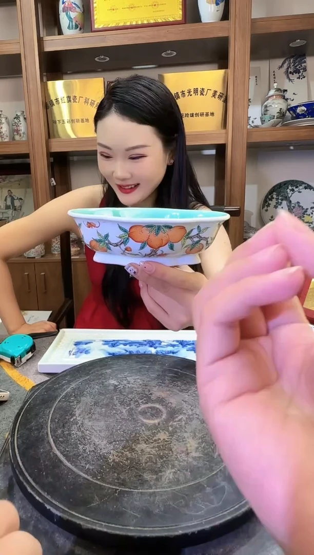 其他B095景德镇制陶瓷一件
