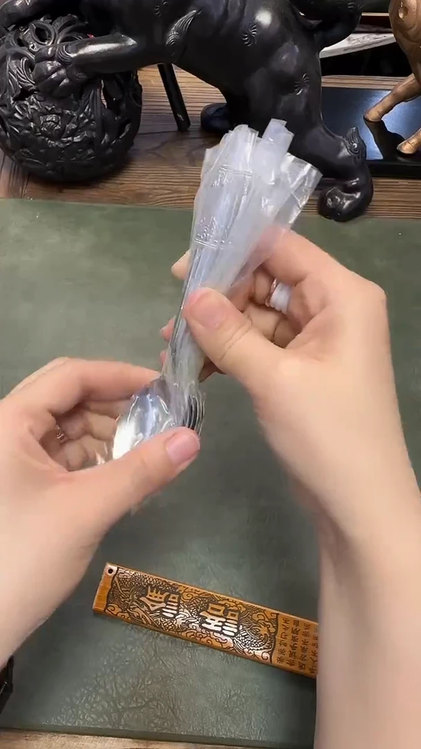 874六只甜品勺··