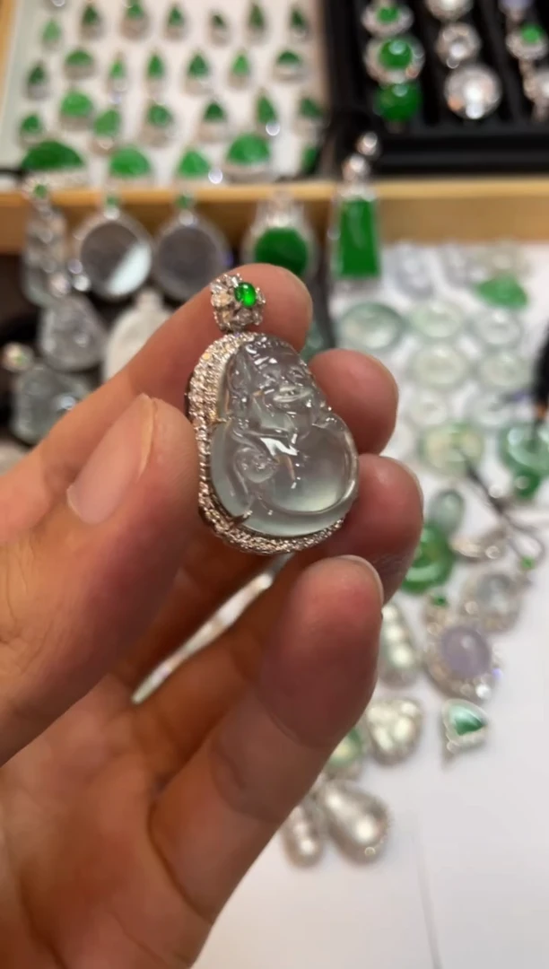 翡翠18K金镶嵌吊坠(不含链)财神