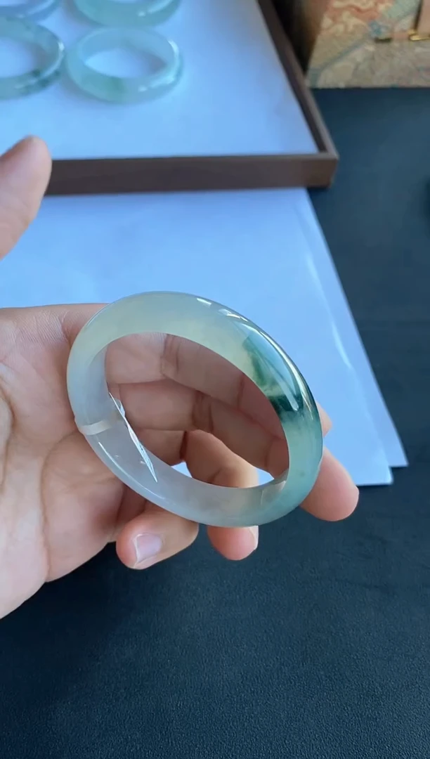 未镶嵌手镯翡翠55号56*50*13.1*7.8贵妃