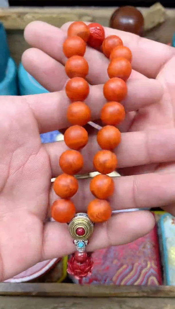 【闪购商品】蜜蜡裸石未镶嵌点击链接下单即可