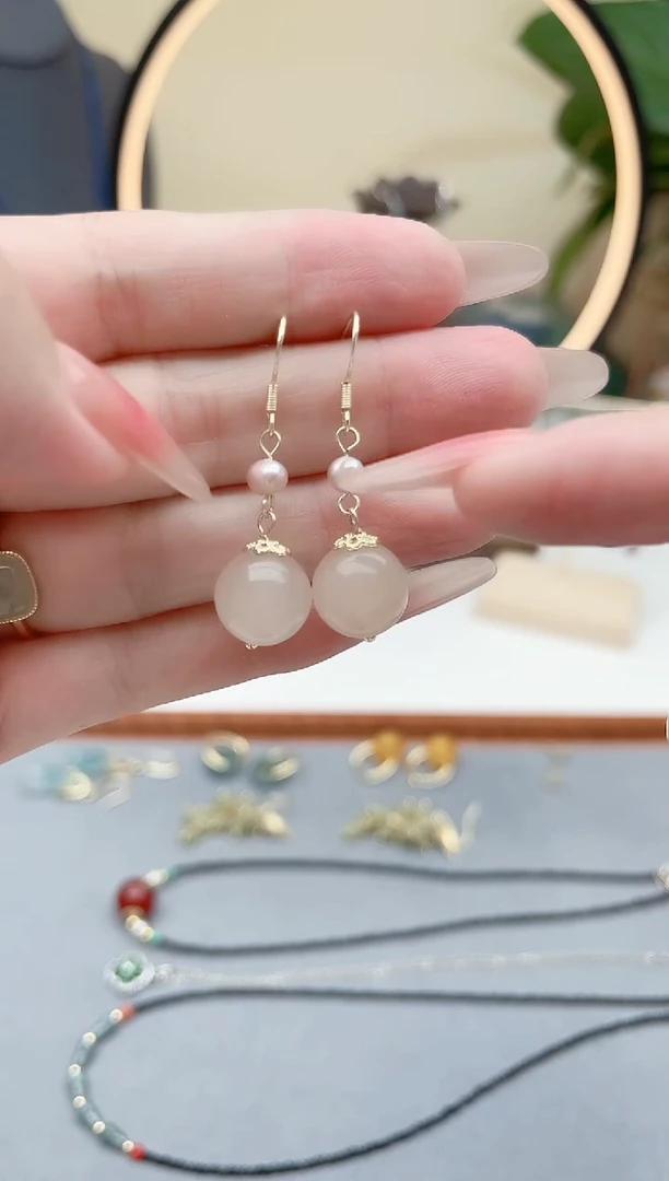 银S925镶嵌淡水珍珠耳饰660