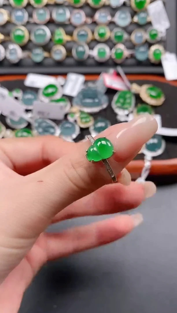 银S925镶嵌戒指翡翠111