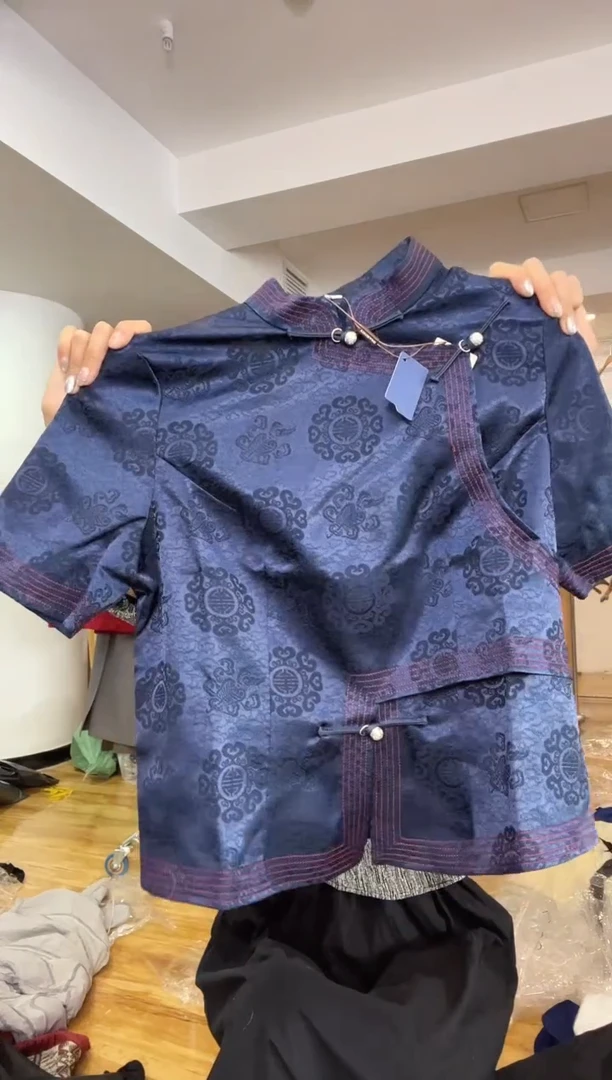 半袖 L码 115斤以里