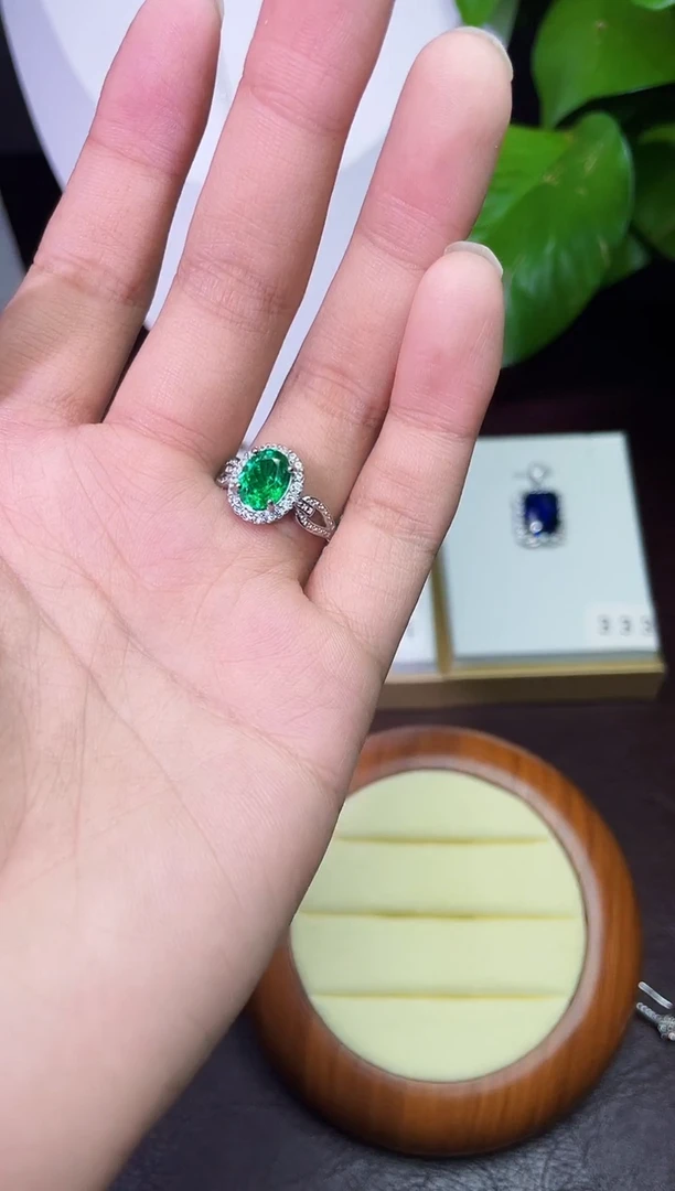 合金合成钻石绿宝戒指