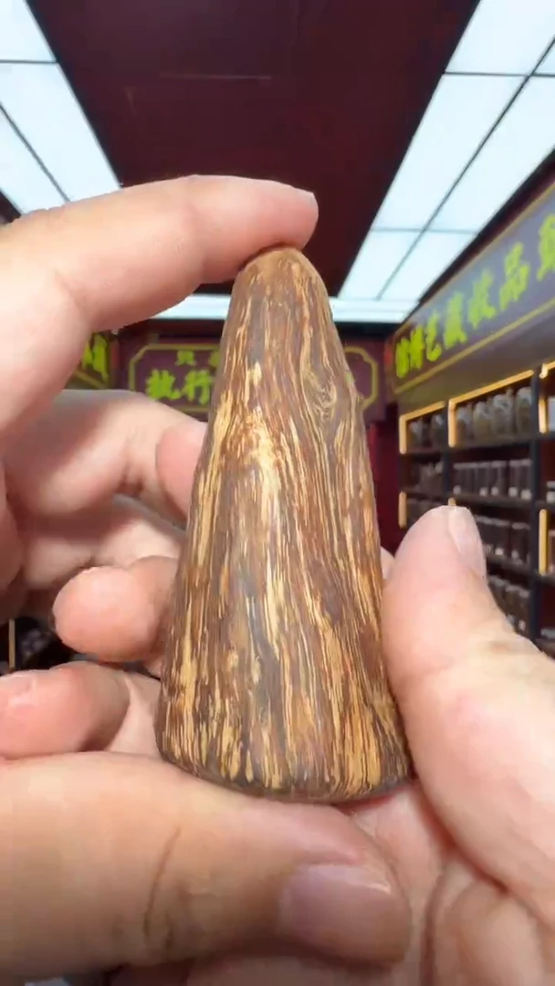 沉香吊坠多样性发一