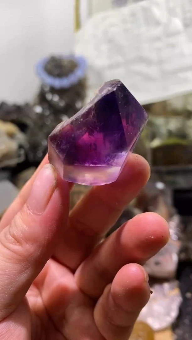 未镶嵌珠宝半成品水晶18号乌拉圭帝王紫+金草莓隐山