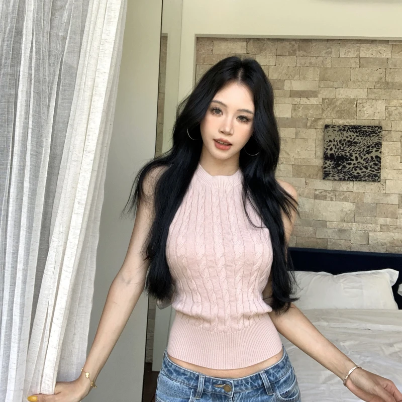 复古露背麻花针织挂脖背心短款收腰显瘦露肩纯欲辣妹上衣