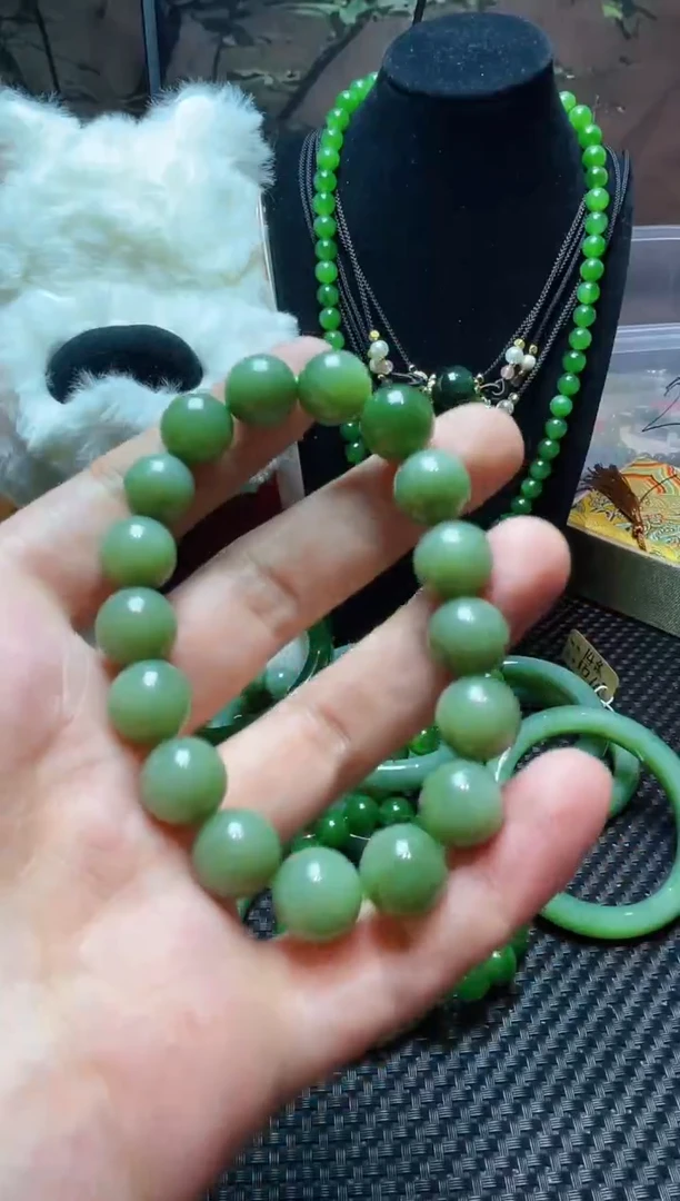颈饰未镶嵌和田玉和田玉碧玉手串12mm福利款