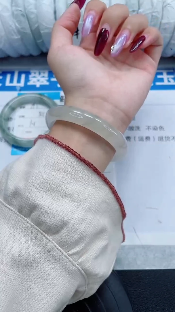 未镶嵌手镯石英质玉246-56/57