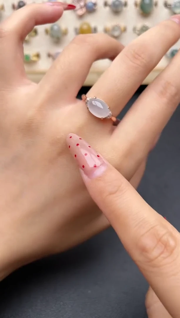 【闪购商品】翡翠戒指银S925镶嵌一物一证一礼盒