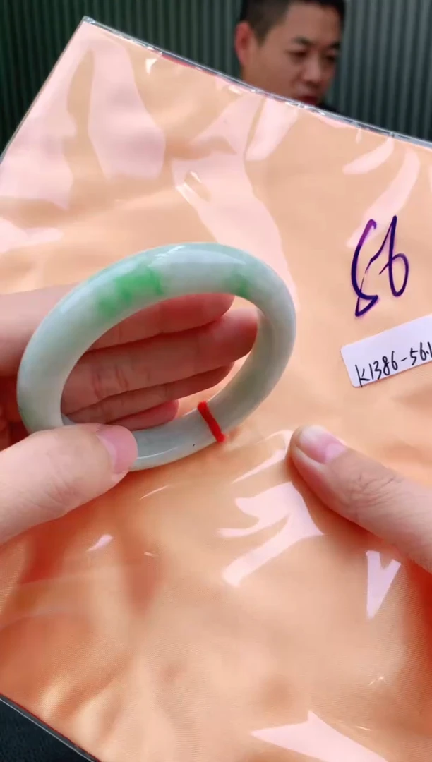 未镶嵌手镯翡翠56