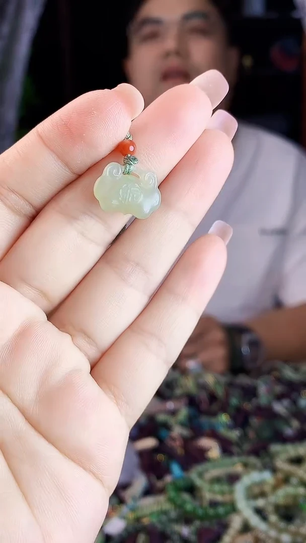 未镶嵌和田玉挂件多样性发货拍一发一