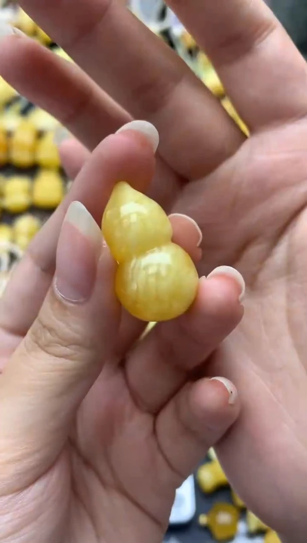 未镶嵌琥珀珠宝奇石053个别微微瑕介意勿拍小坑