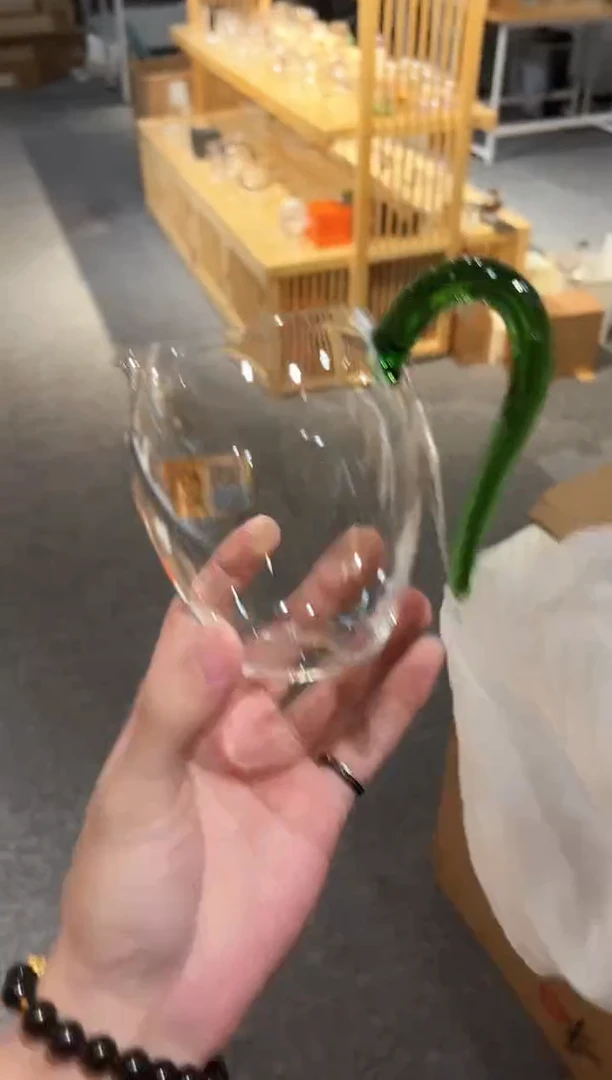 禾器大翊口湖绿色