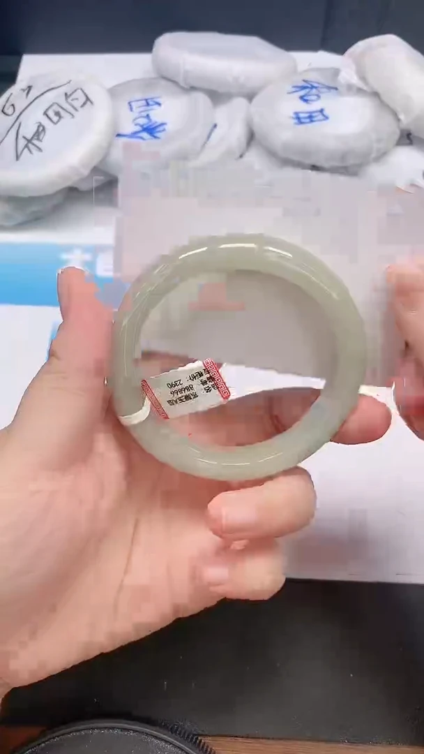 未镶嵌手镯石英质玉29/58-59