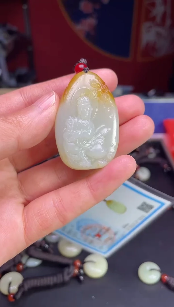 颈饰未镶嵌和田玉1