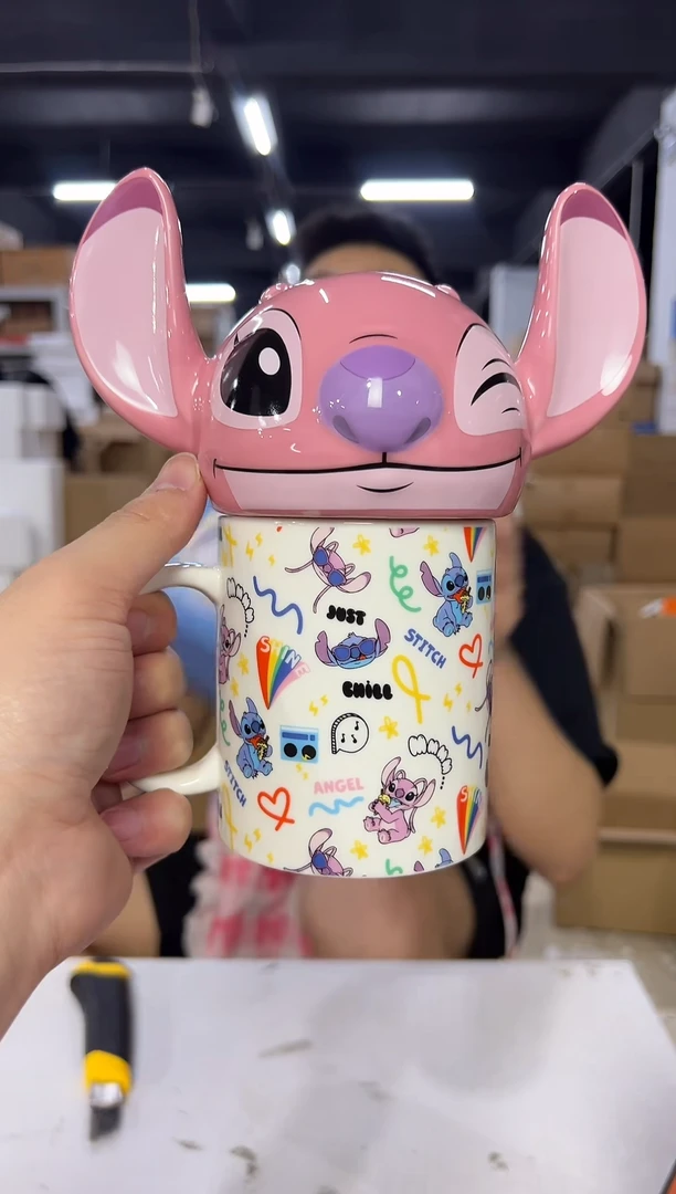 瓷片原盒安琪满印带盖杯