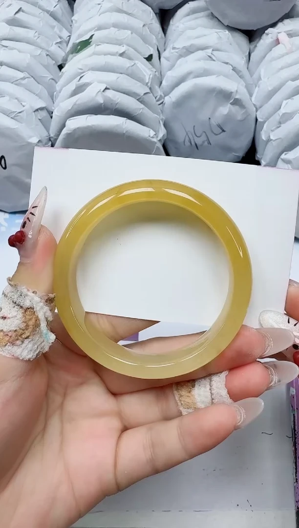 石英质玉手镯未镶嵌153