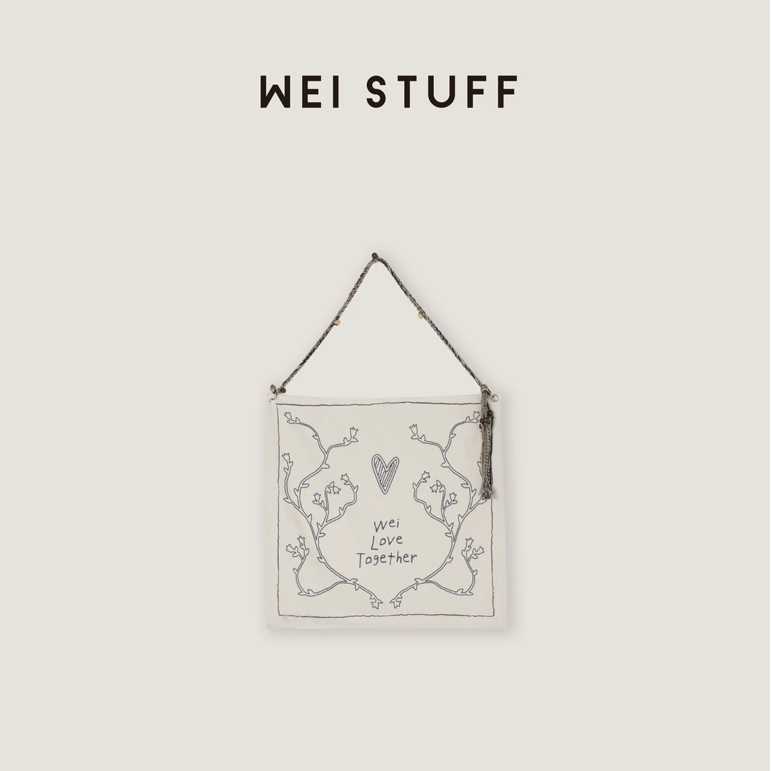 WEI STUFF  “极简主义” 时尚经典百搭休闲印花单肩包 9316 .