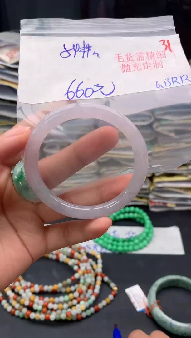 定制翡翠未镶嵌毛货需精细抛光多样性1件660元