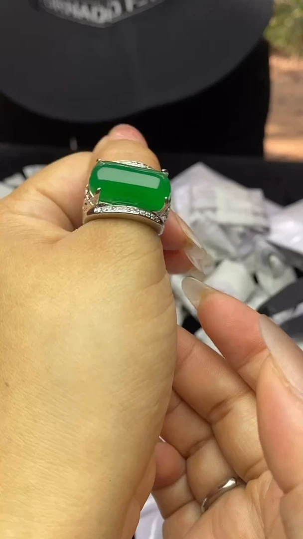 满色吊坠    所见即所得