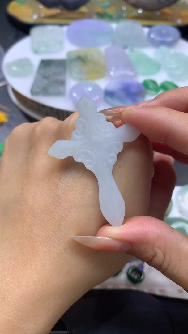 【闪购商品】定制翡翠未镶嵌翡翠