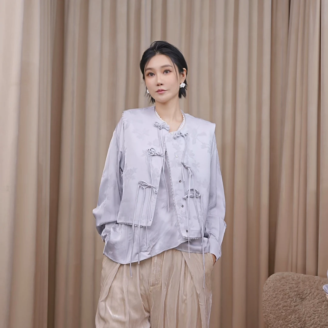 M essential花式手工新盘扣马甲