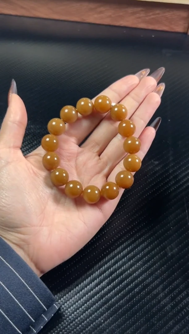 未镶嵌手串和田玉若羌微色差卡14