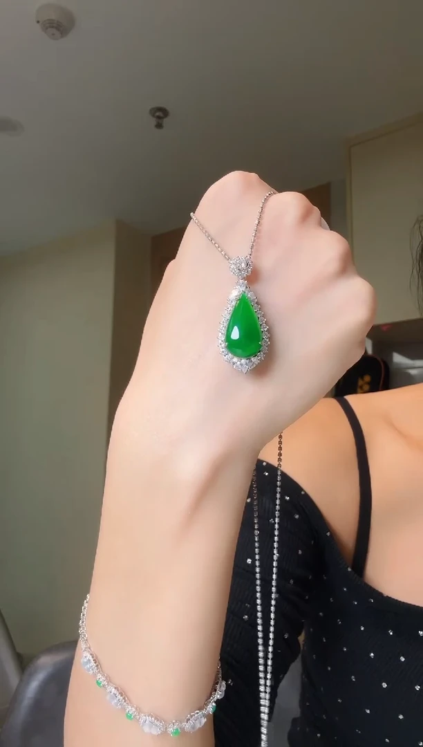 翡翠银S925镶嵌吊坠(不含链)天然翡翠吊坠