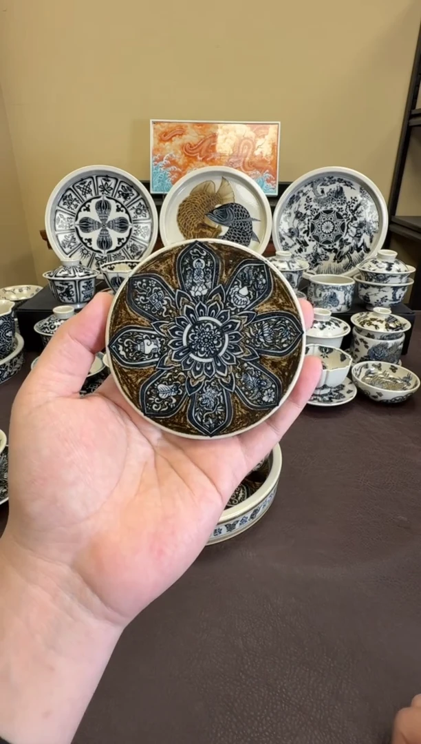 二号釉甲骨文盖置