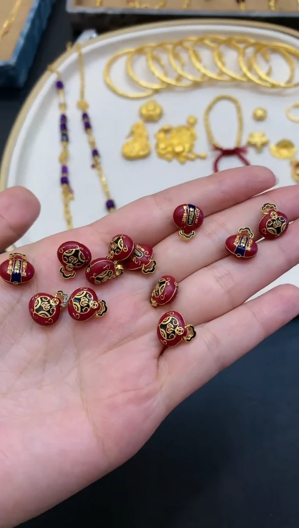 【闪购商品】定制足金吊坠(不含链)（多样性发一件）W418|2100