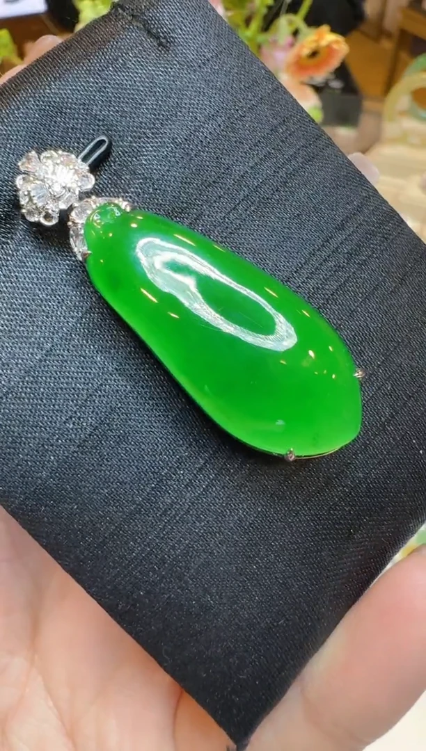 【闪购商品】翡翠吊坠(不含链)18K金镶嵌多样性团购发一件