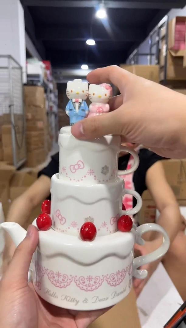 瓷片原盒kt猫结婚茶壶套组