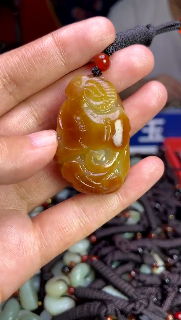 未镶嵌和田玉挂件1