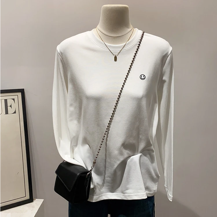 简约笑脸刺绣白色长袖T恤女2025春款内搭休闲百搭圆领减龄上衣